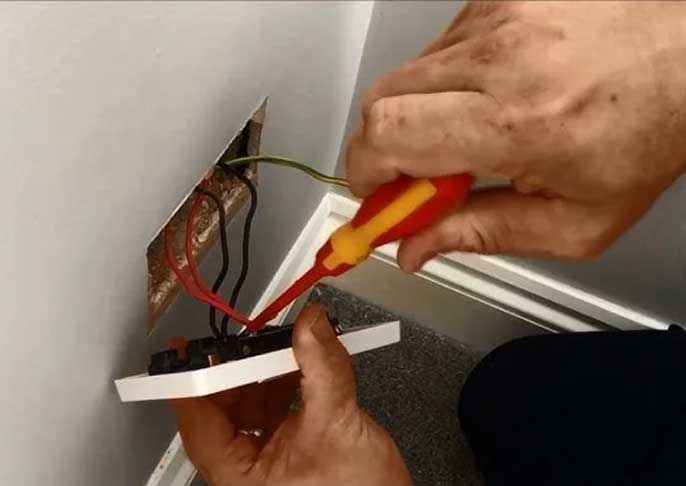 Switch/Socket Replacement